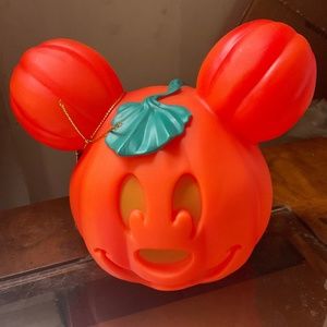 Disney Mickey pumpkin head light